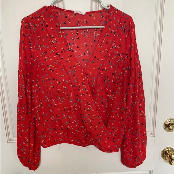 Sienna Sky Crop Red Top Long Sleeve Floral Blouse MED - Picture 1 of 8